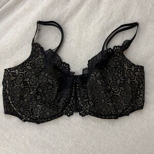 Chic Black Lace Underwire Bra